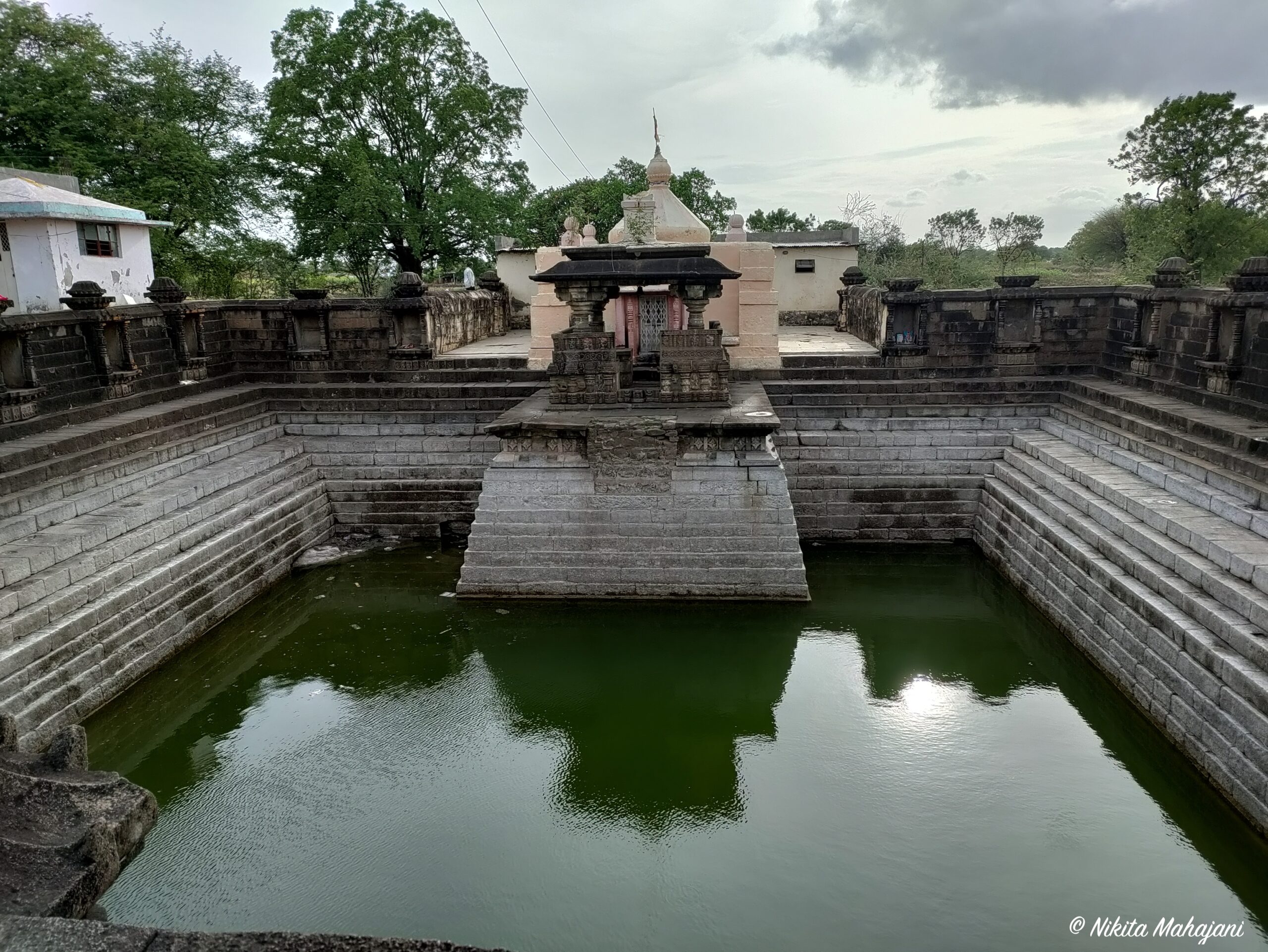 Shri Mallikarjun Mandir, Loni Bhapkar