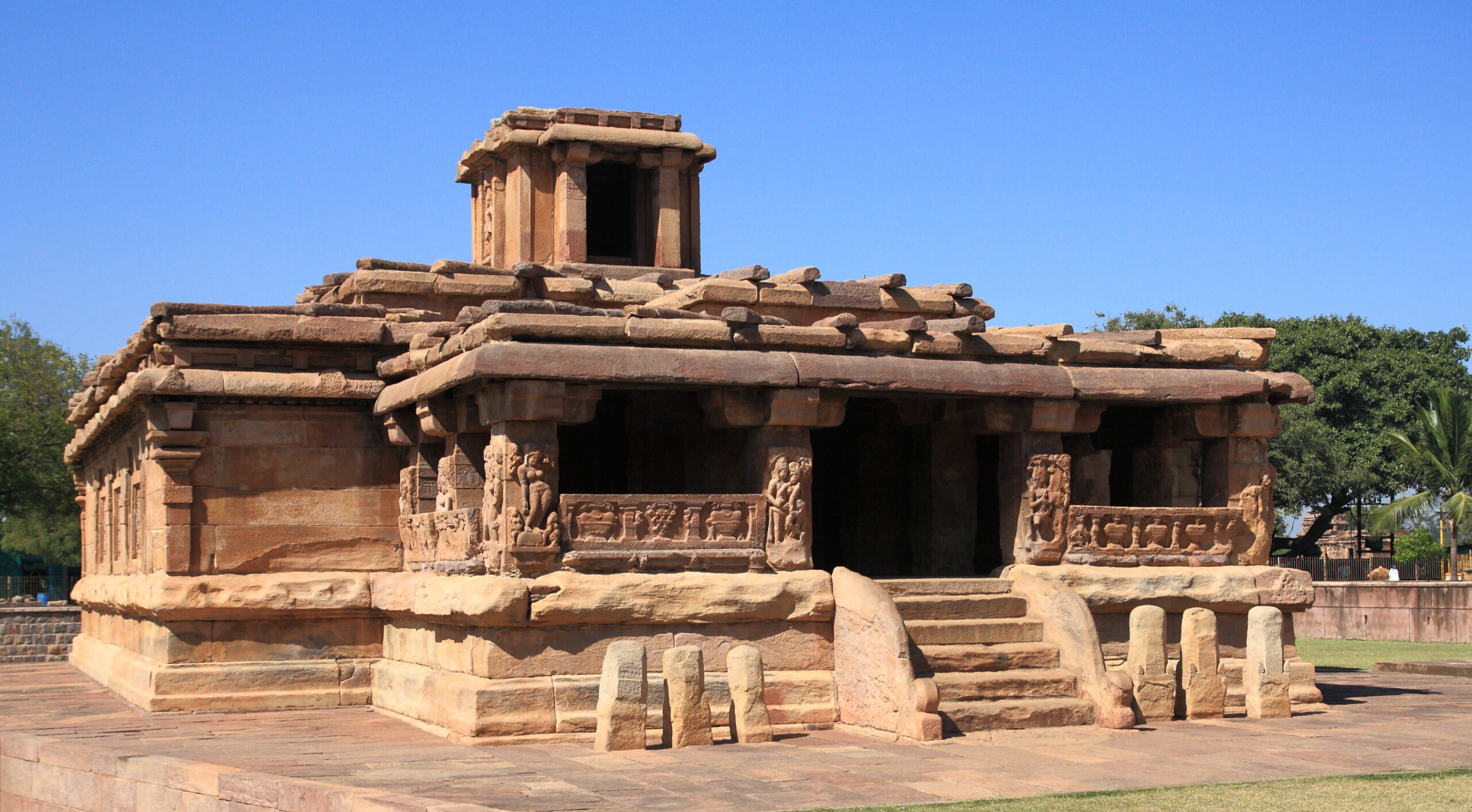 Ladkhan Temple