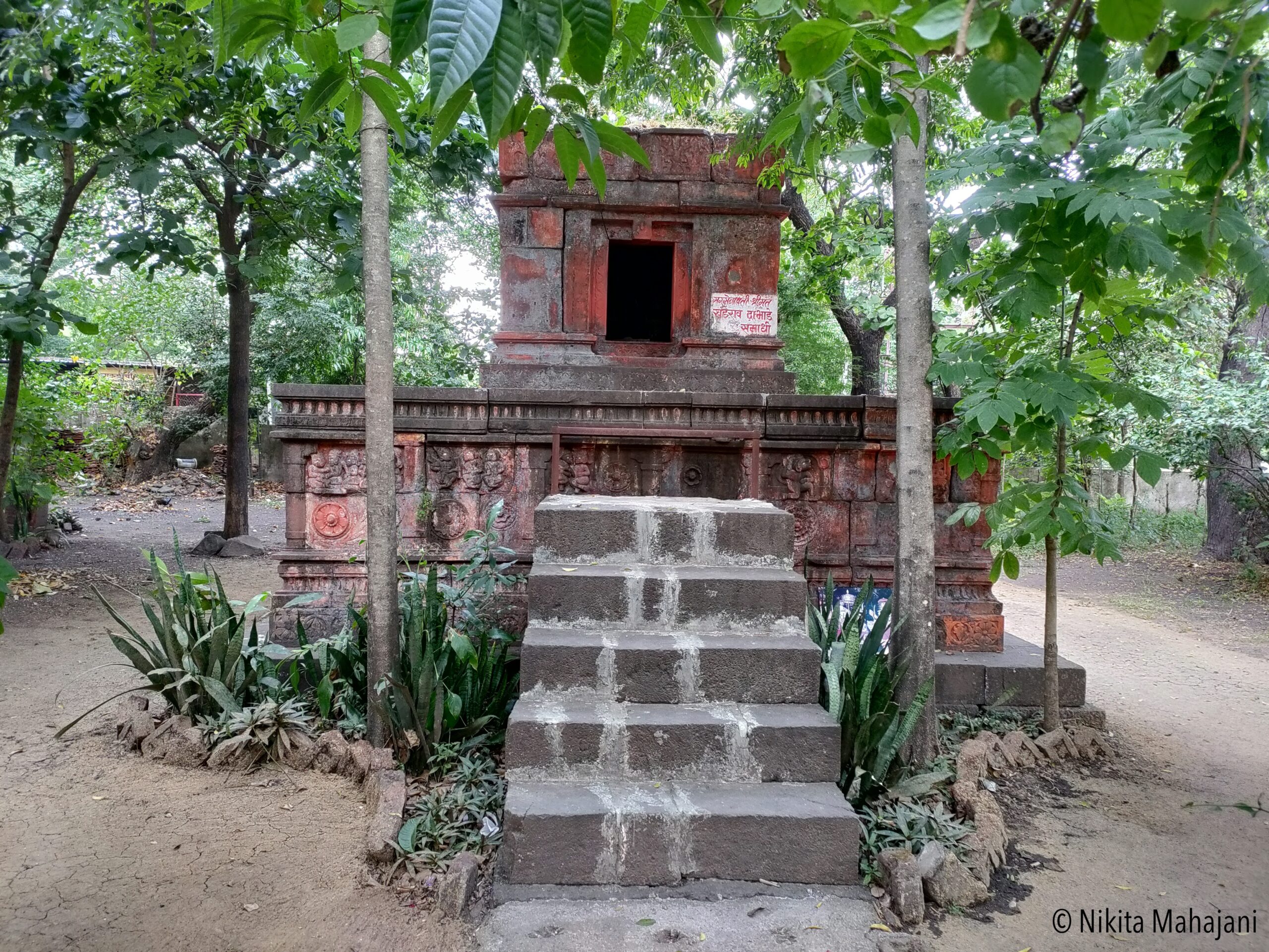 Samadhi of Sarsenapati Shrimant Khanderao Dabhade