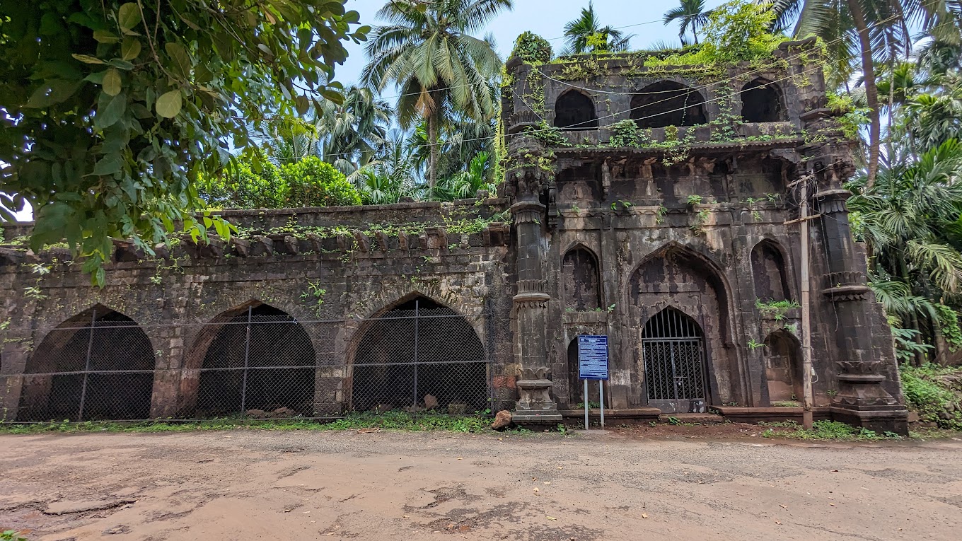 Shahi Masjid, Dabhol