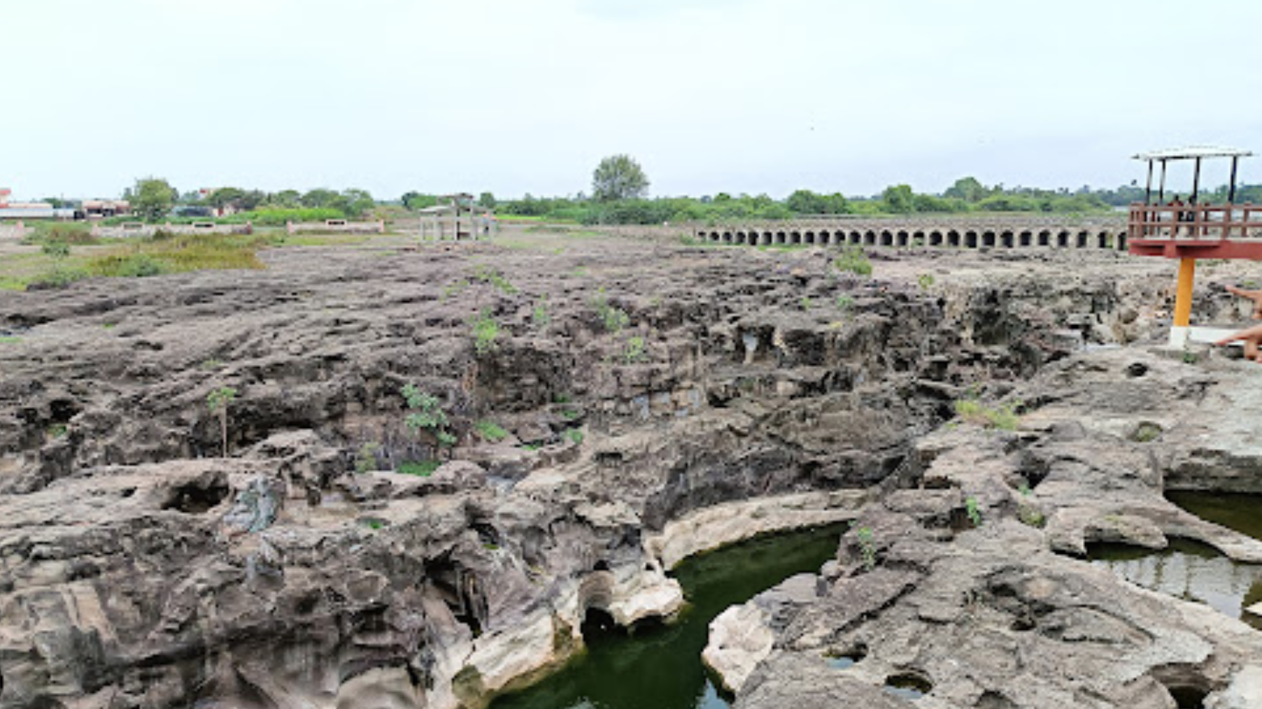 Nighoj potholes, Ahmednagar.