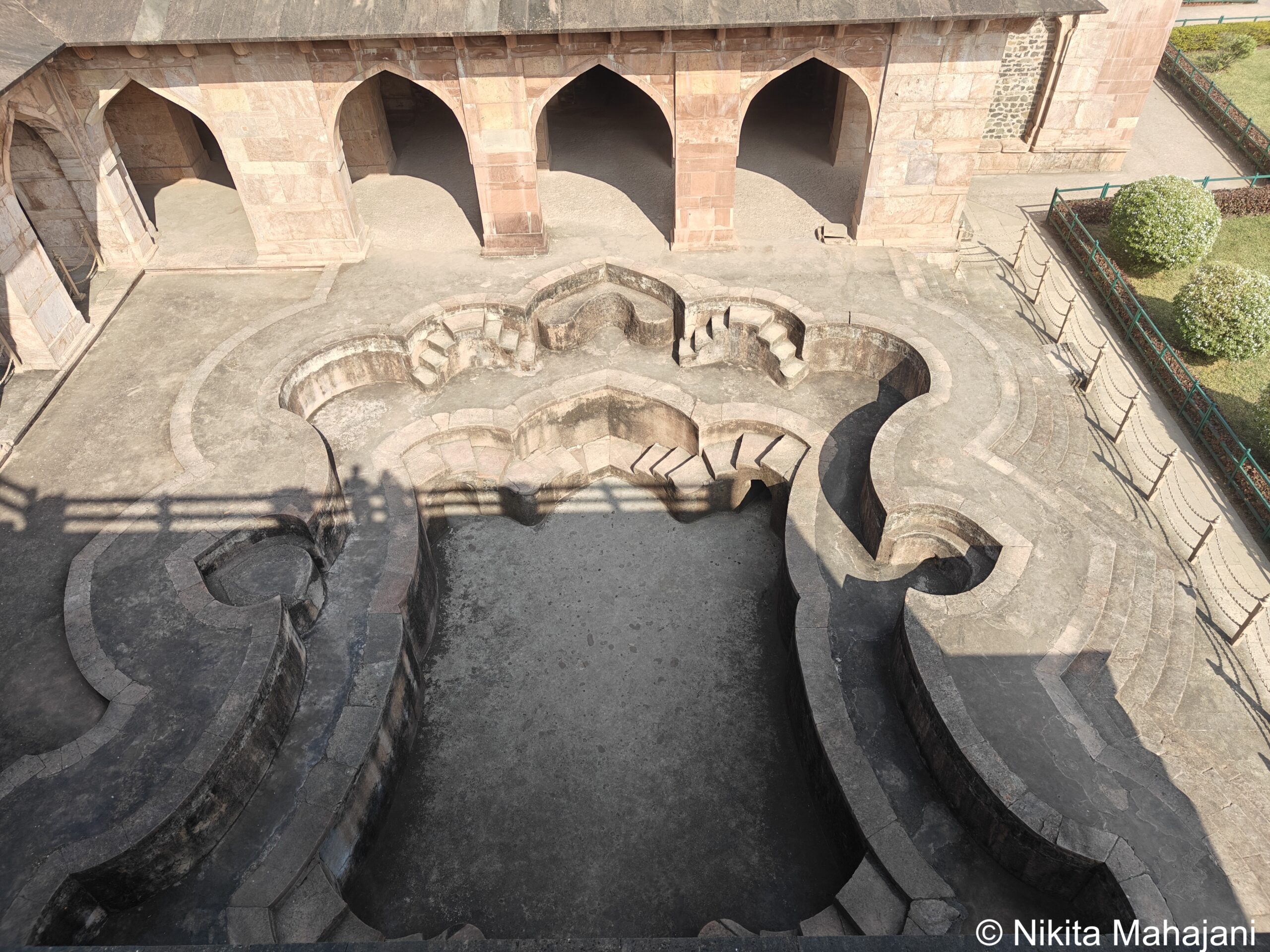 Jahaz Mahal, Mandav.