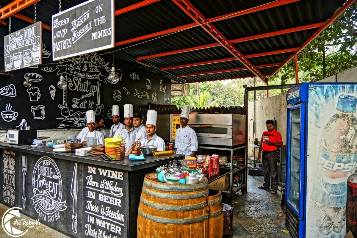 Raasta Cafe, Rasta Peth.