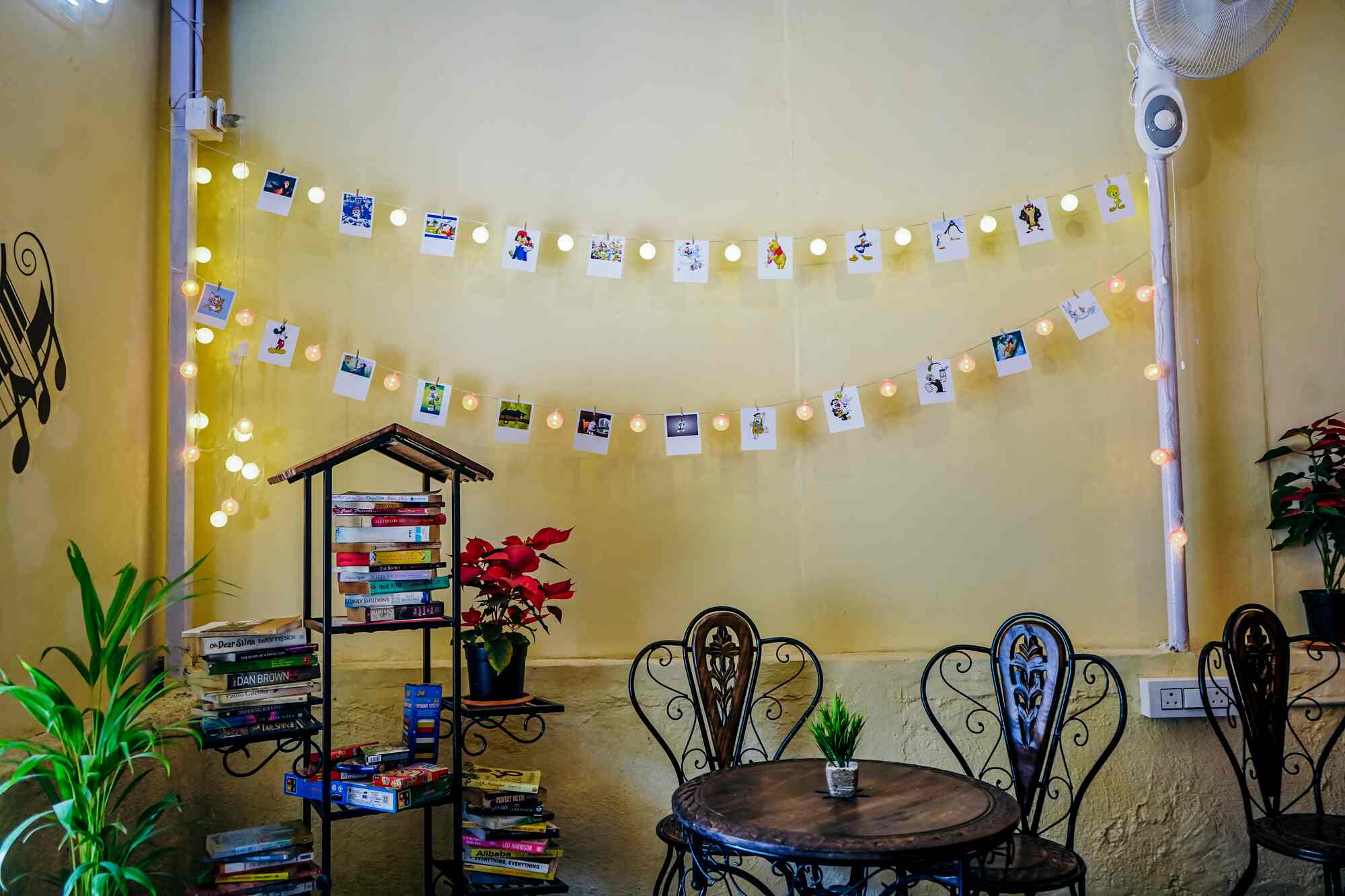 The 90's Cafe, Marunji