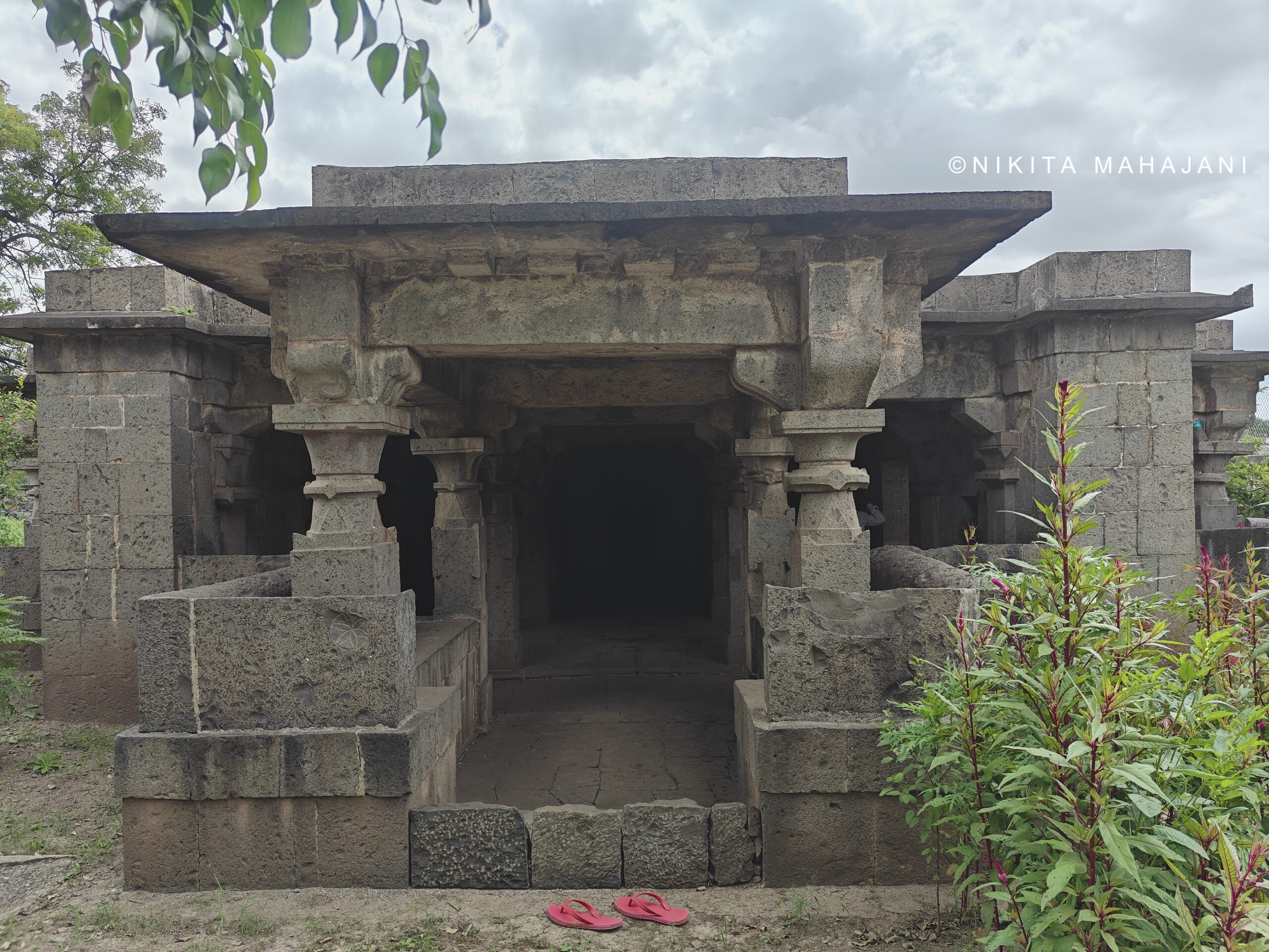 Chalukya era Shri Naath Temple, Velapur
